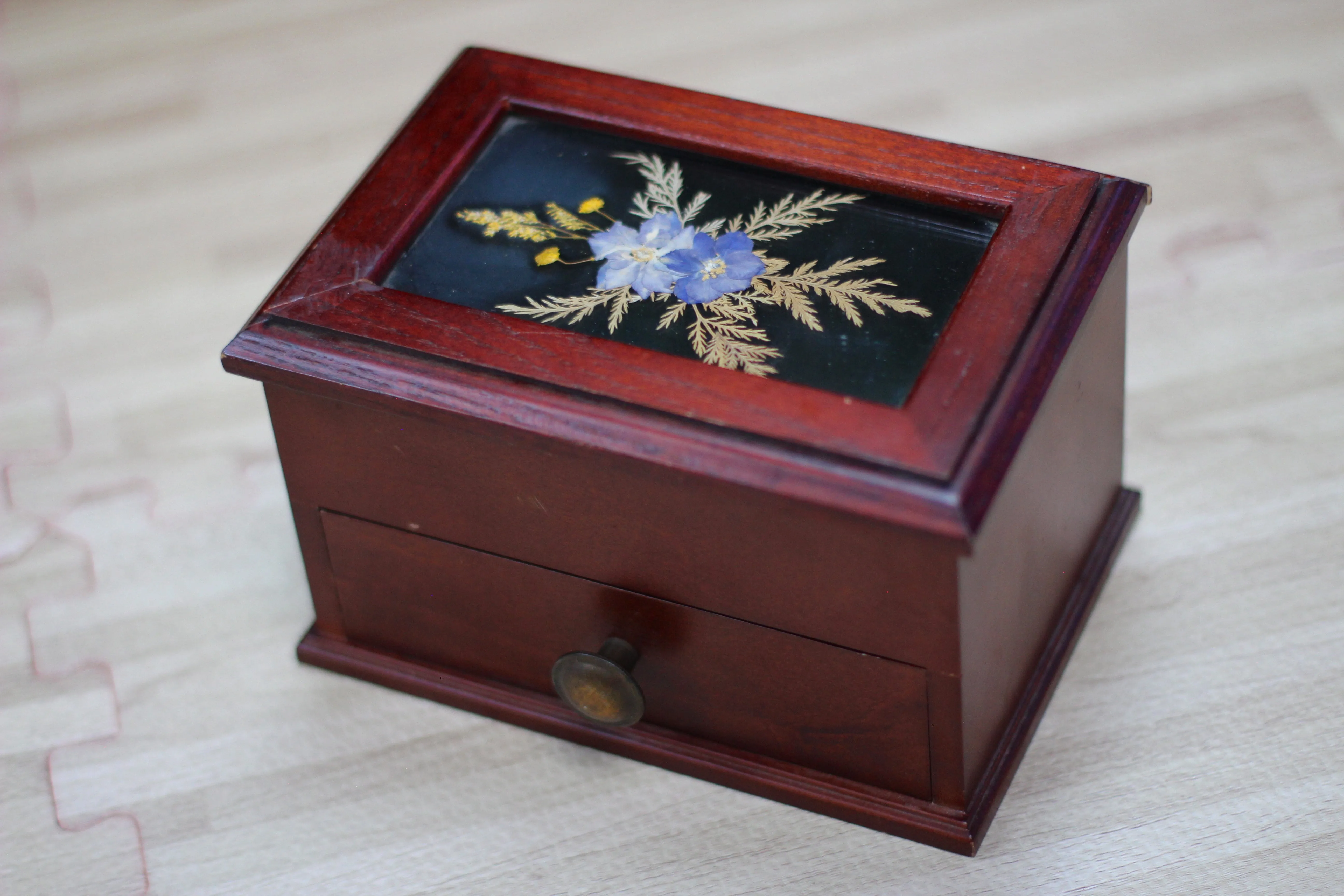 Dried Flowers Wodden Jewellery Box