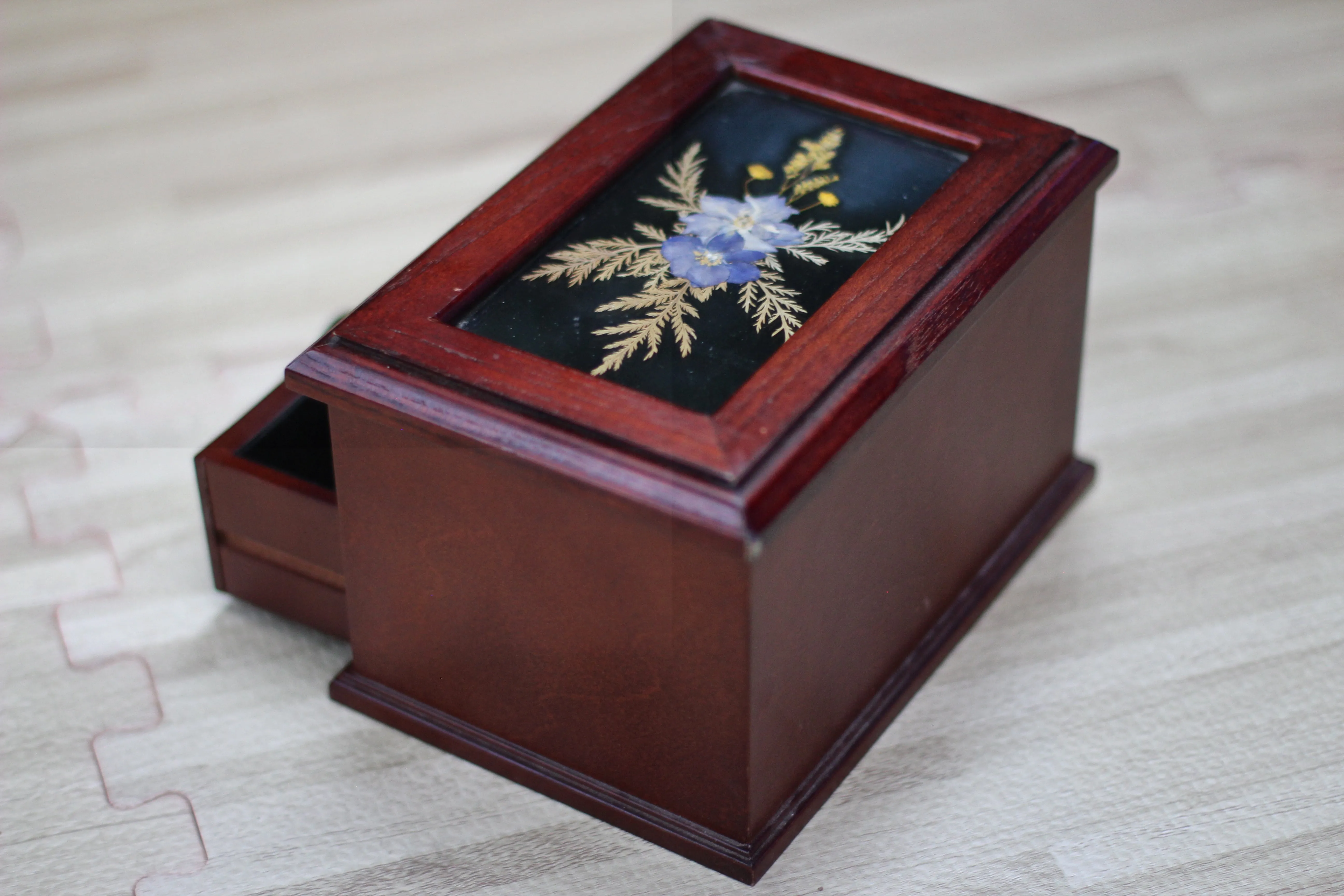 Dried Flowers Wodden Jewellery Box