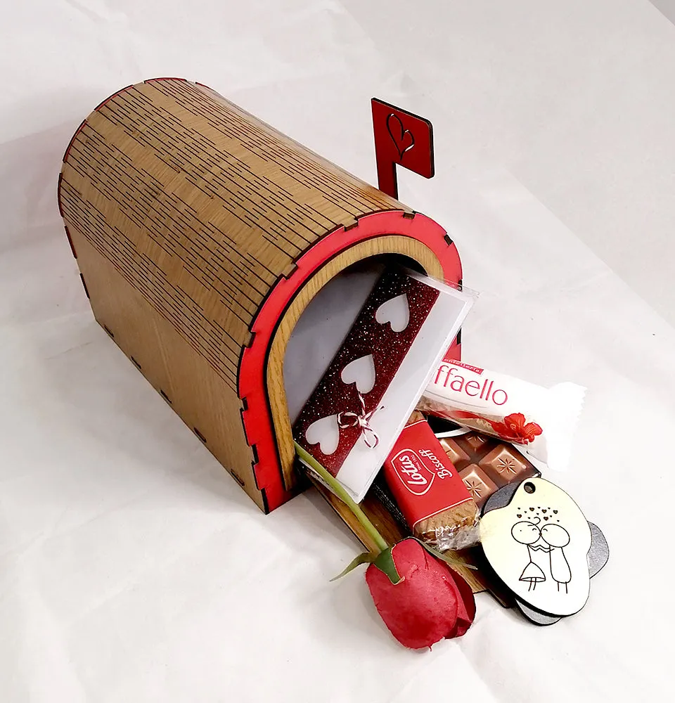 Wooden mailbox for valentine